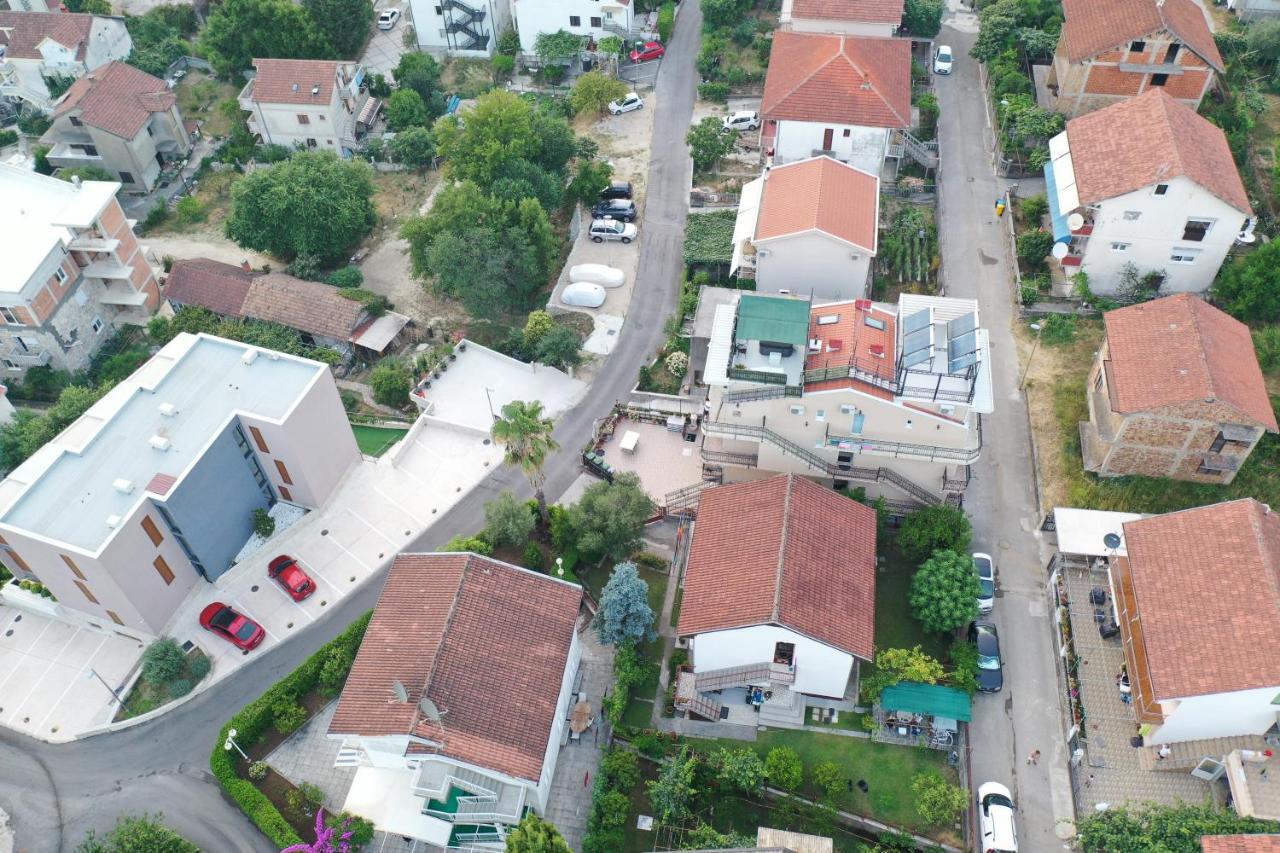 D&D Apartments Tivat Eksteriør bilde