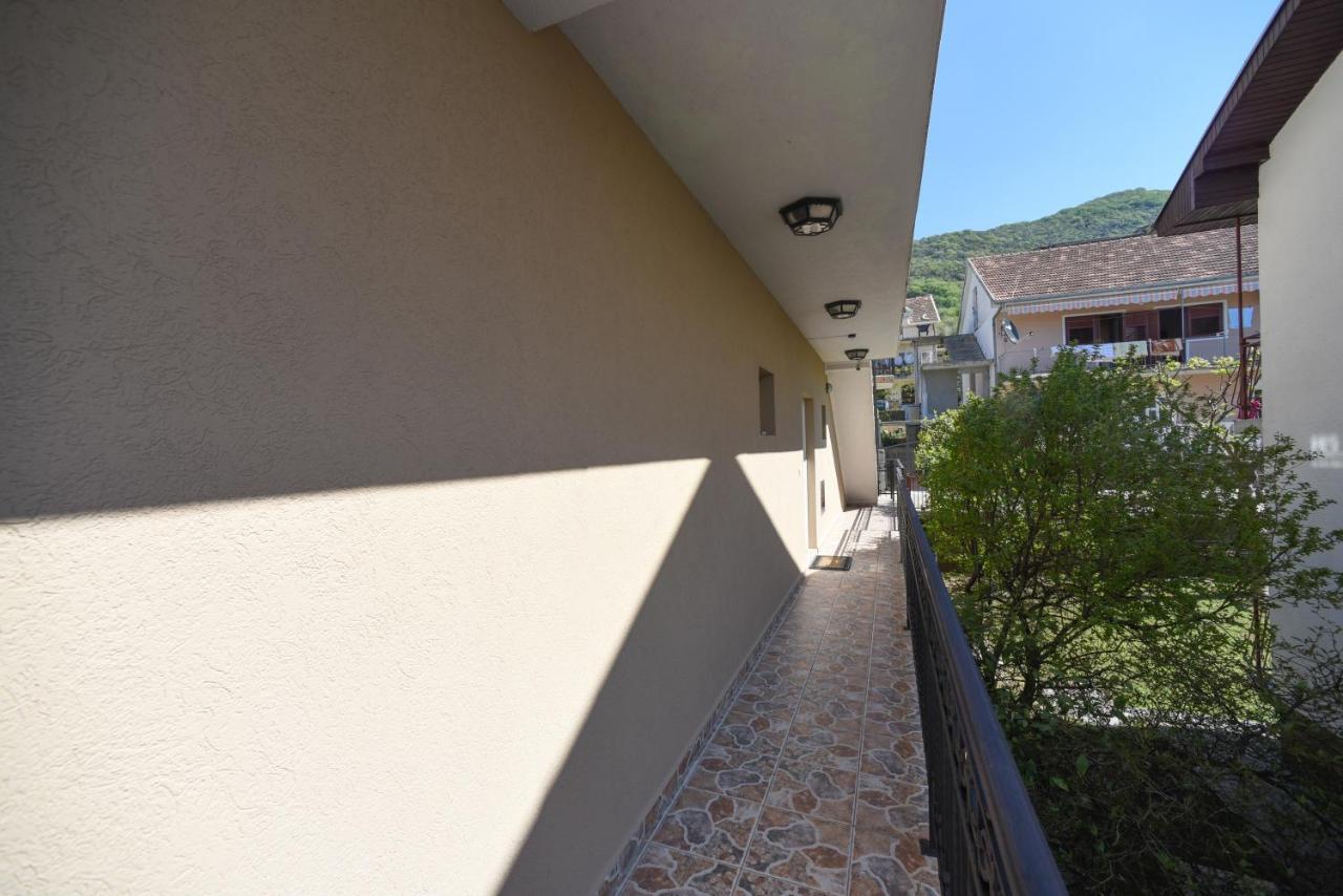 D&D Apartments Tivat Eksteriør bilde