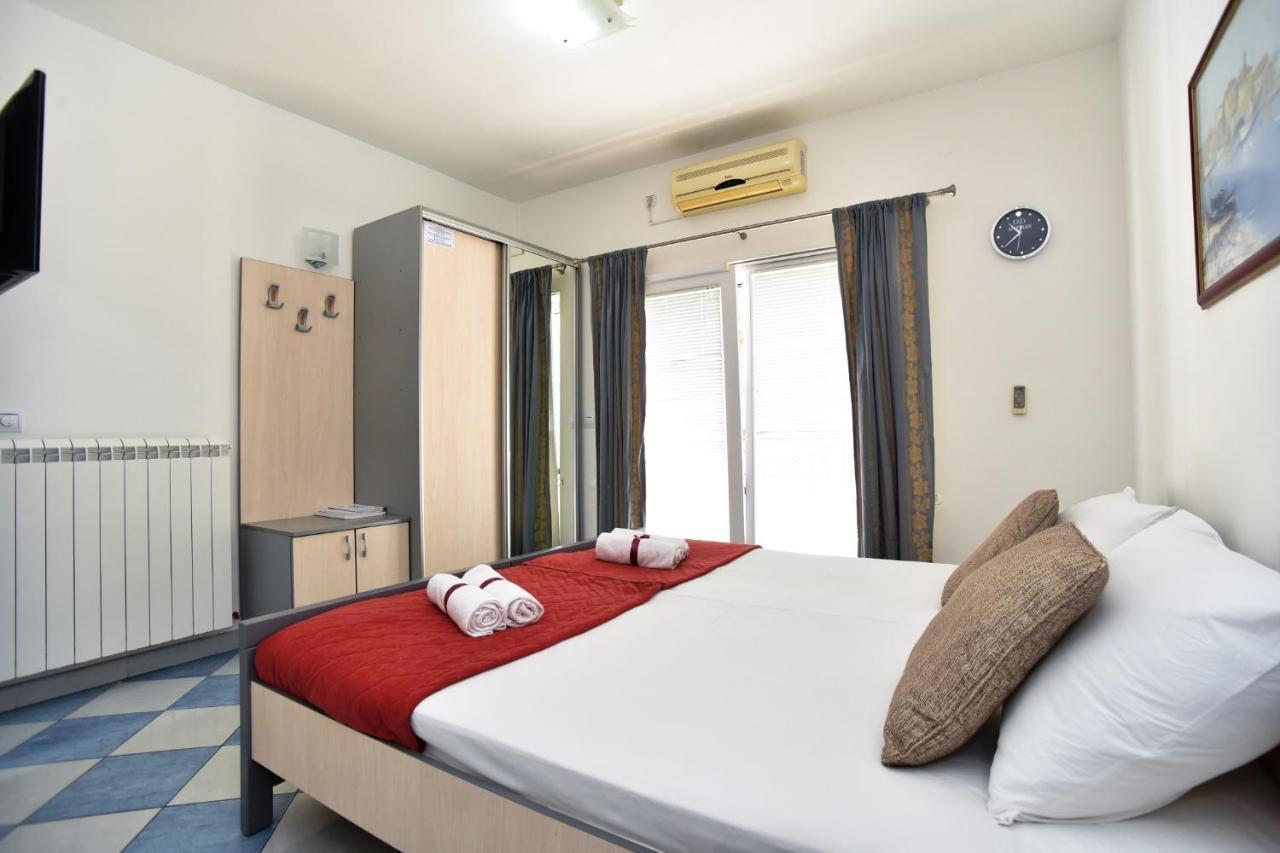 D&D Apartments Tivat Eksteriør bilde