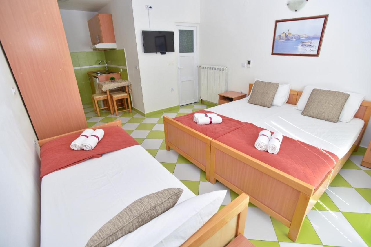 D&D Apartments Tivat Eksteriør bilde