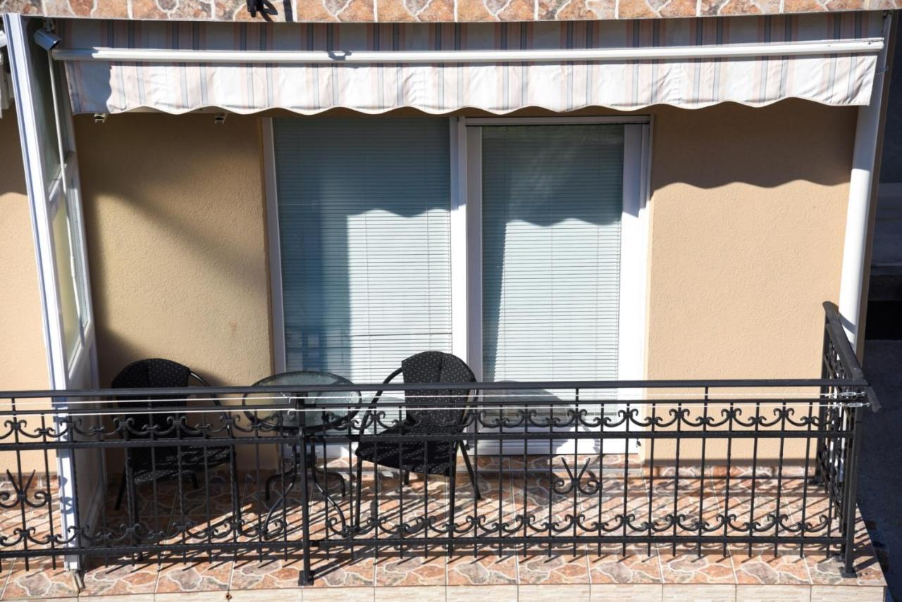 D&D Apartments Tivat Eksteriør bilde