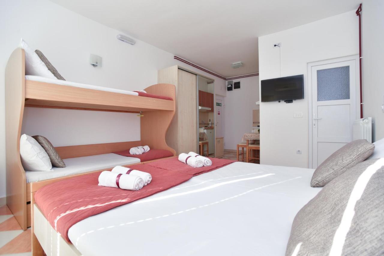 D&D Apartments Tivat Eksteriør bilde
