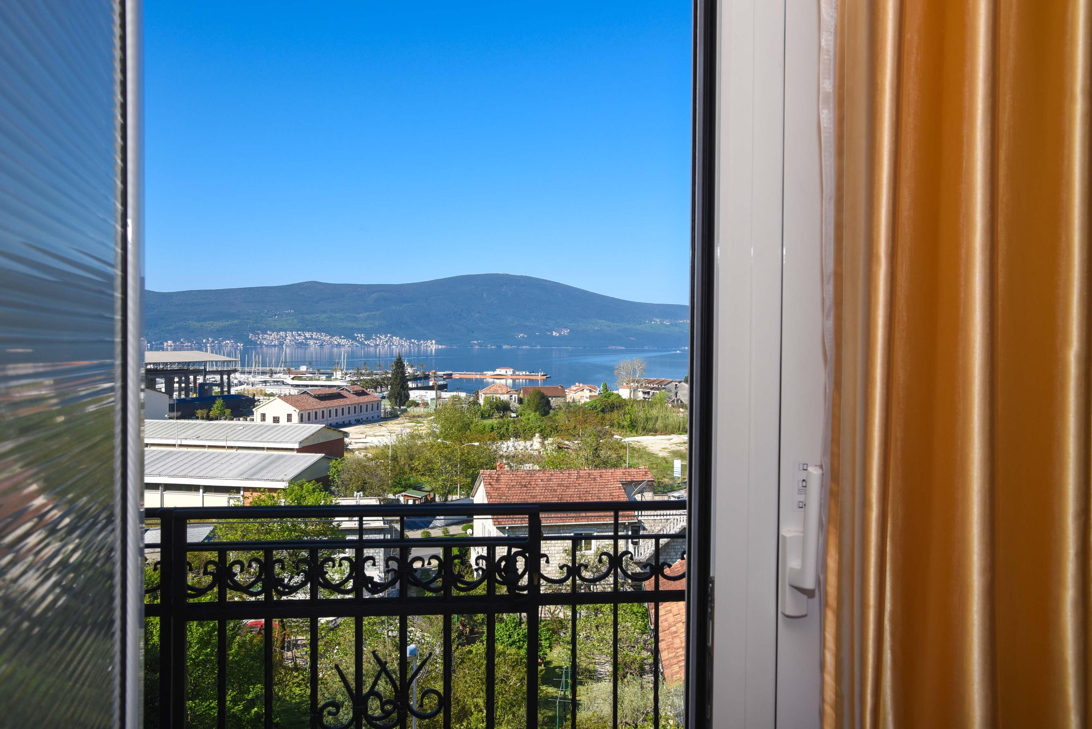 D&D Apartments Tivat Eksteriør bilde